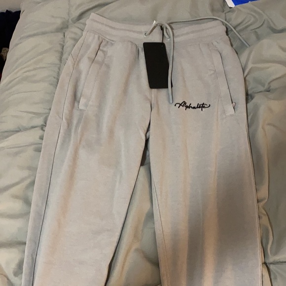 BRAND NEW Alphalete Essential Jogger - Picture 4 of 6
